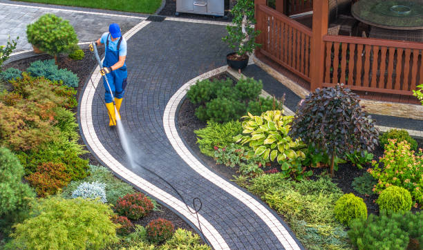 Why Choose Our Certified Pressure Washing Experts for Your Project Needs in Chatmoss, VA?